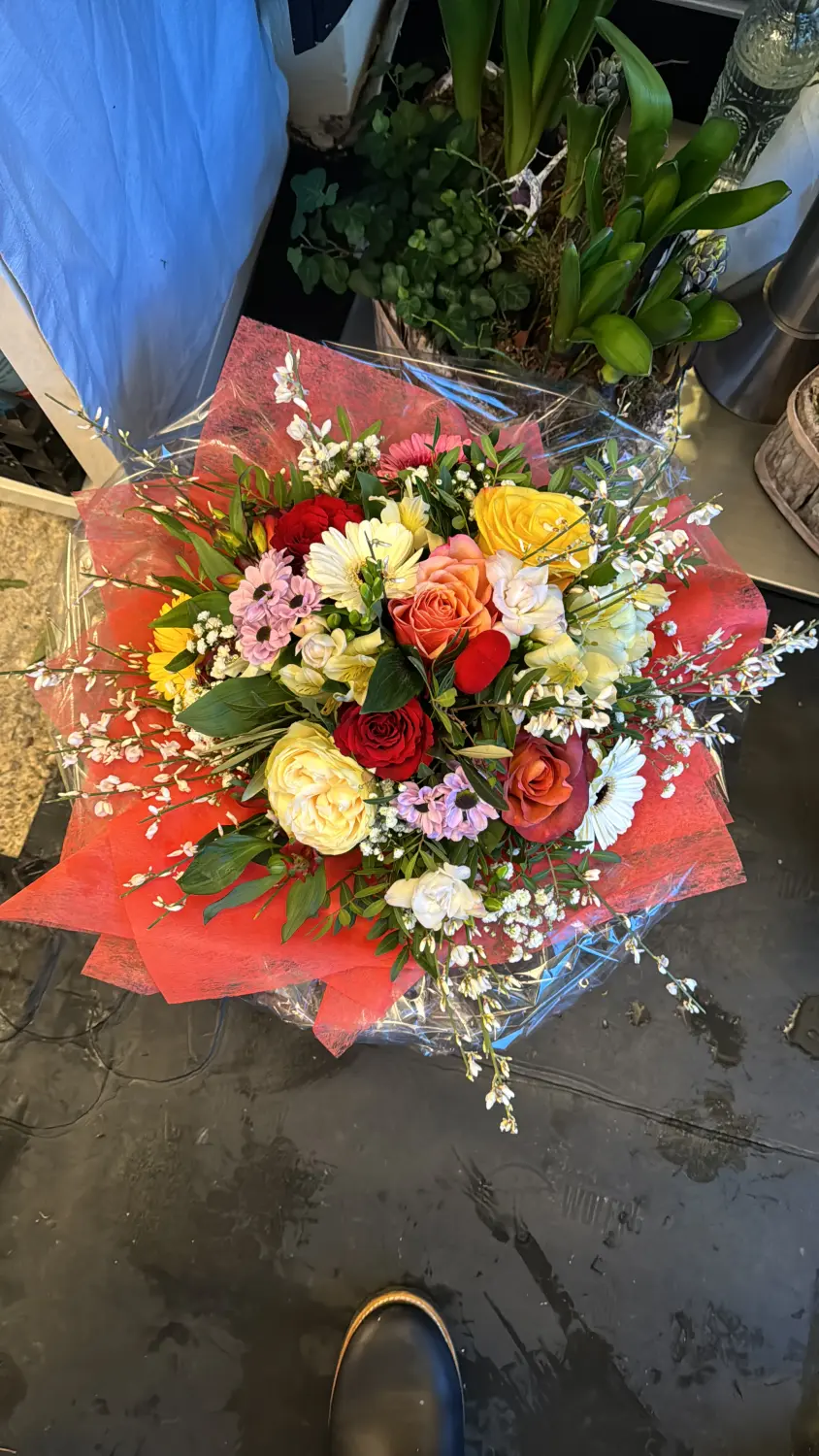 Auftragssträuße von Fleur von B